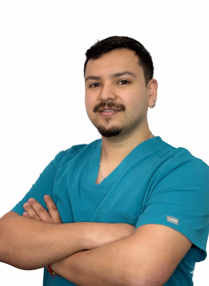 Dr. Gabriel Paredes Cárdenas